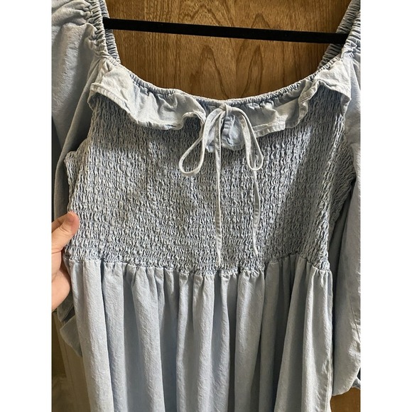 Eloquii Smoked Bodice Chambray Puff Sleeve Light Wash Denim Dress Size 20 Thick - Picture 3 of 15